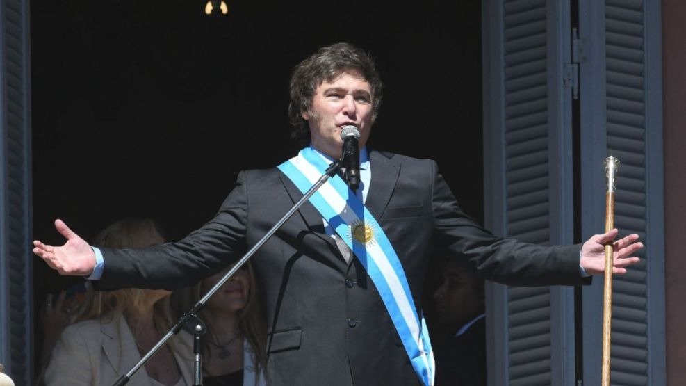 Francisco Mansanta: "Llevar el país al déficit cero es una decisión muy importante que reclamaba la sociedad"